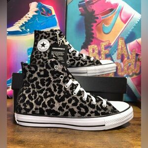 Converse Chuck Taylor All Star Leopard Love High-Top Sneaker - Big Kid - sz 7